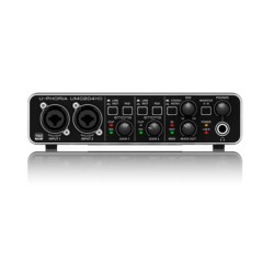 BEHRINGER U-PHORIA UMC204HD...